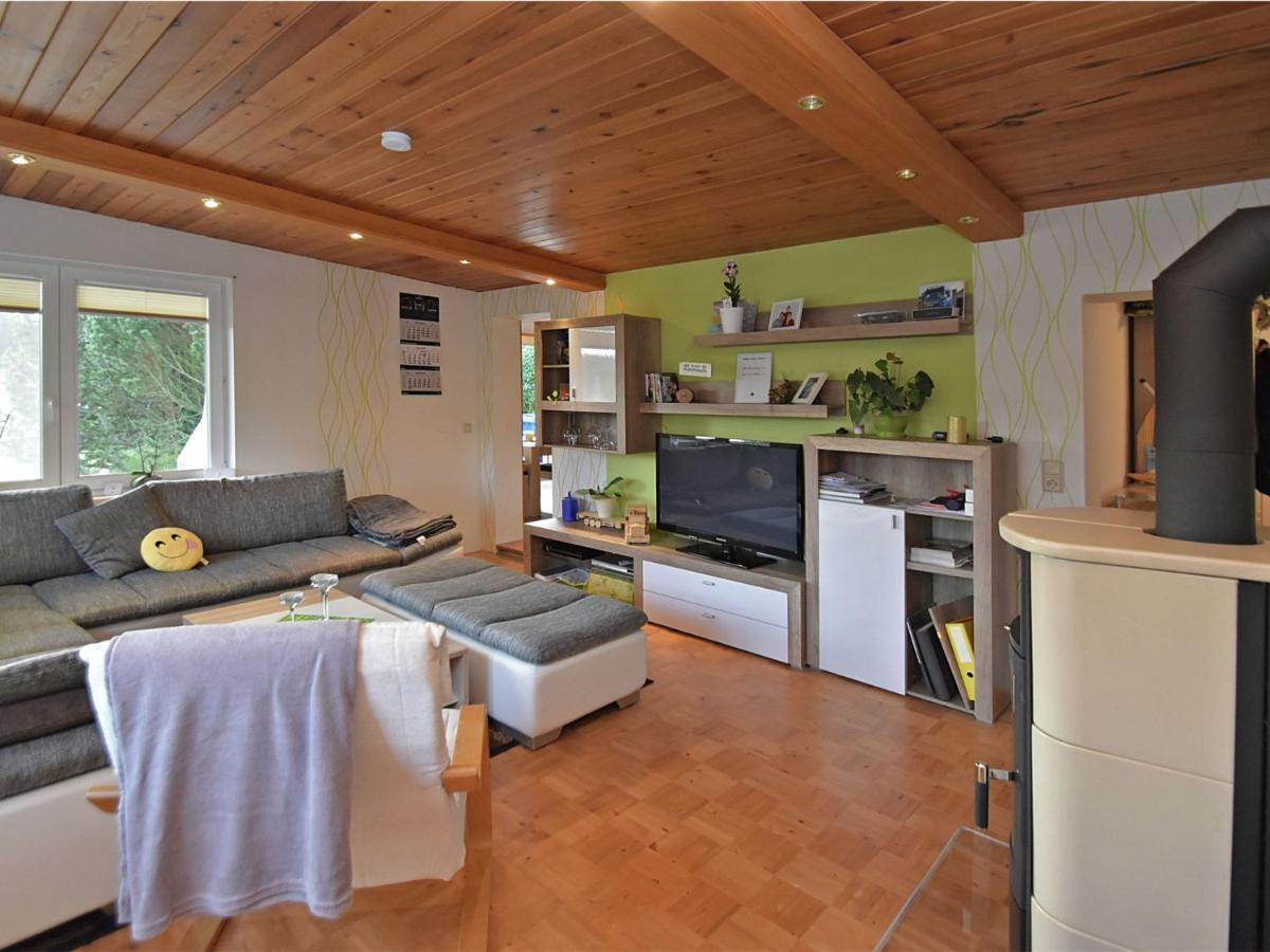 Cozy Holiday Home In G Ntersberge With Garden Güntersberge Eksteriør bilde